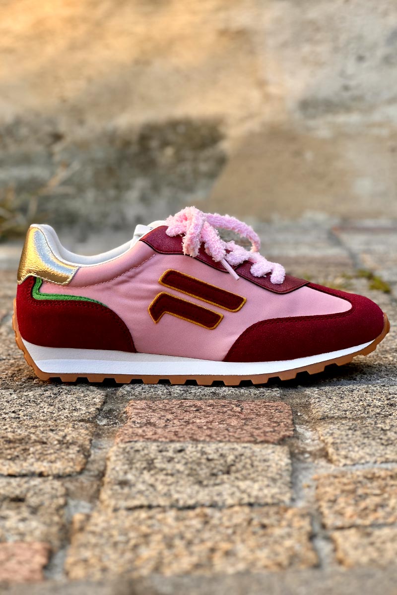 Burgundy/Pink Cozy Vintage Sneakers