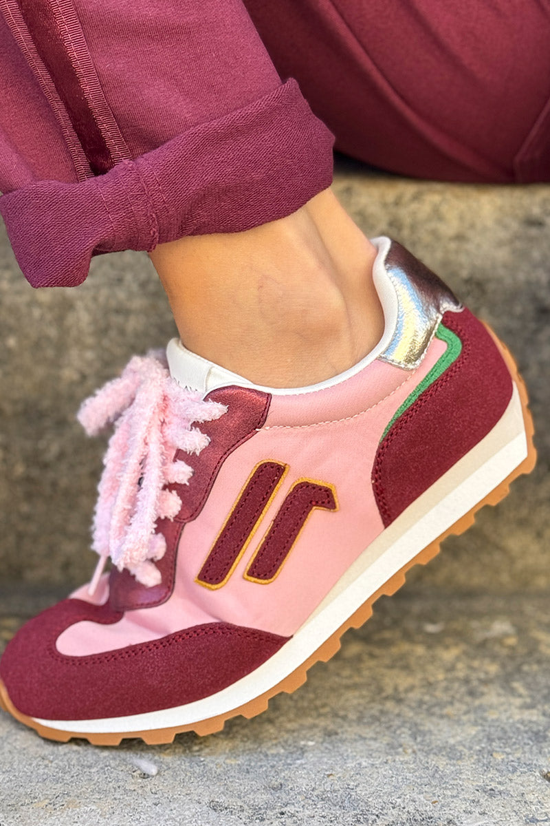 Burgundy/Pink Cozy Vintage Sneakers