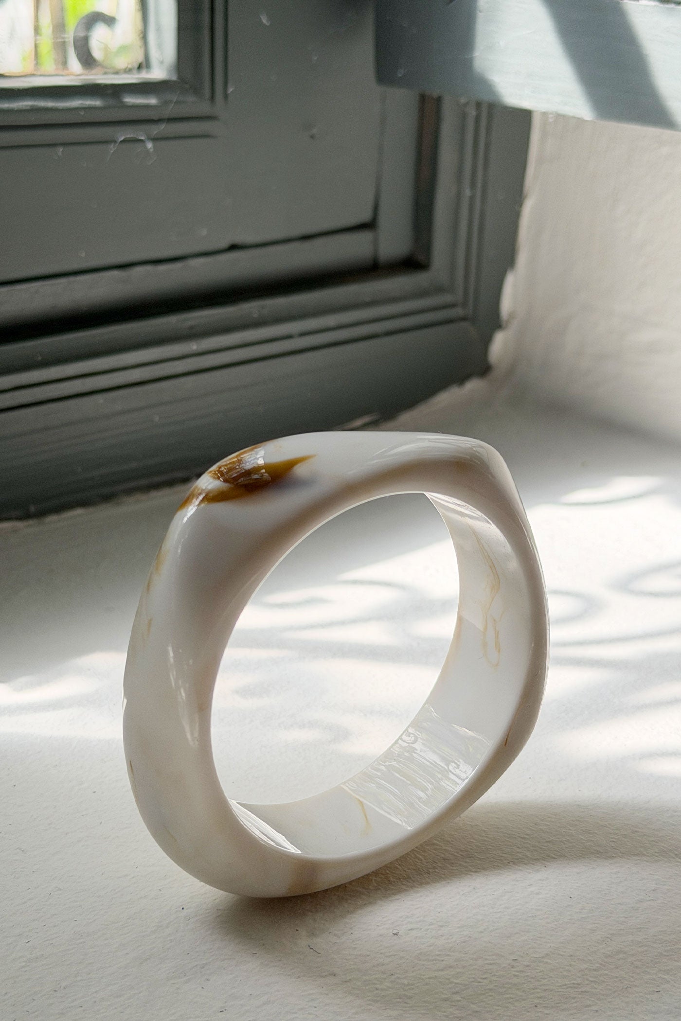 White Marble Geo Chunky Lucite Bangle