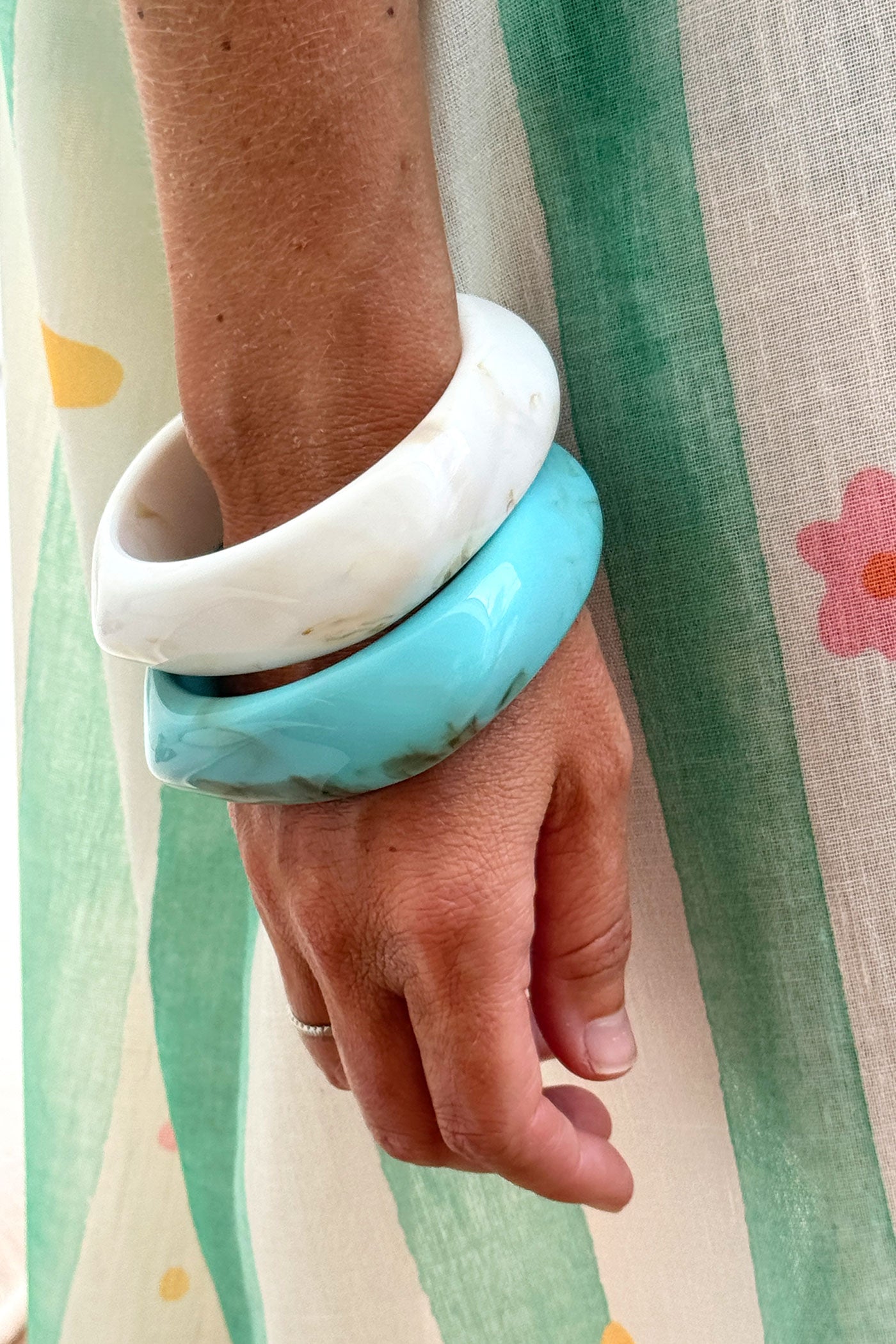White Marble Geo Chunky Lucite Bangle