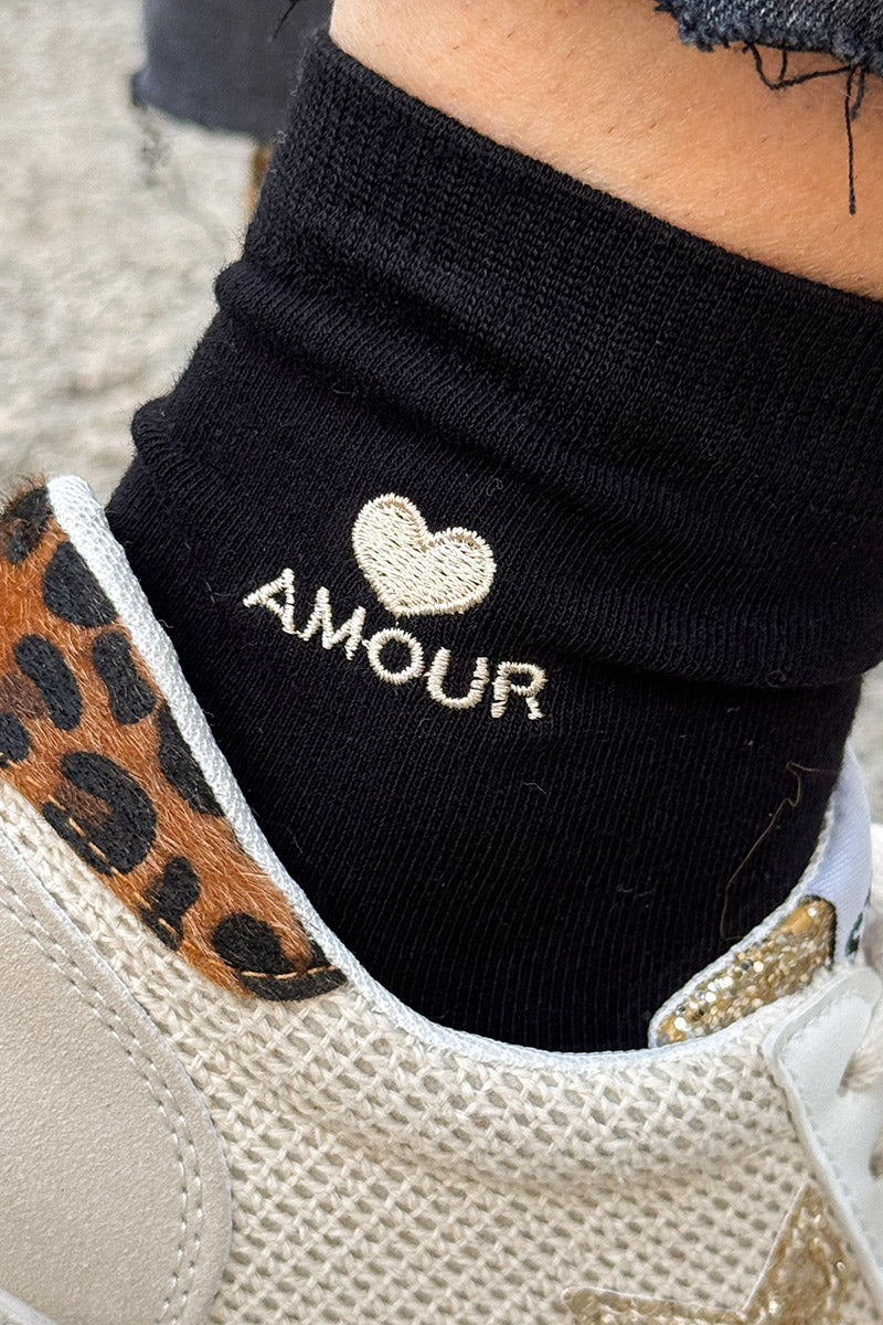 Chaussettes noires en coton avec broderie dorée cœur « Amour »