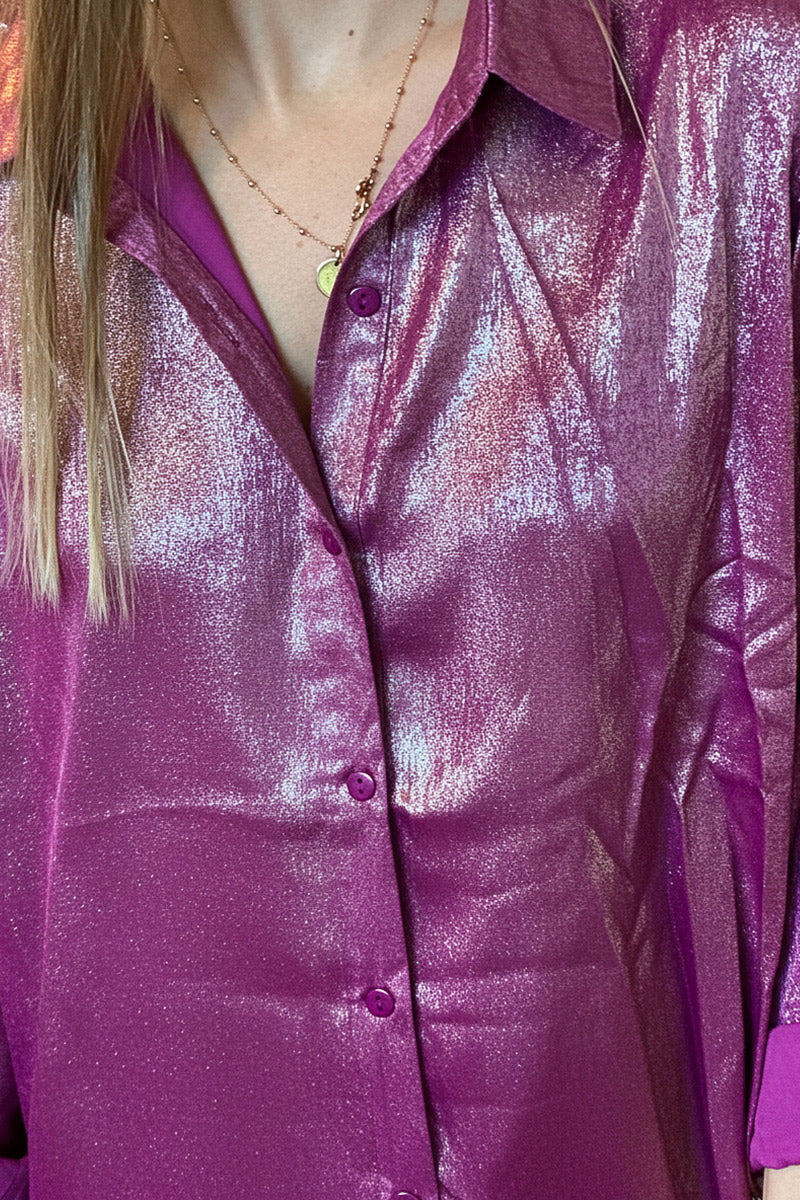 Chemise aubergine brillante dorée effet huile spéciale belle et ronde