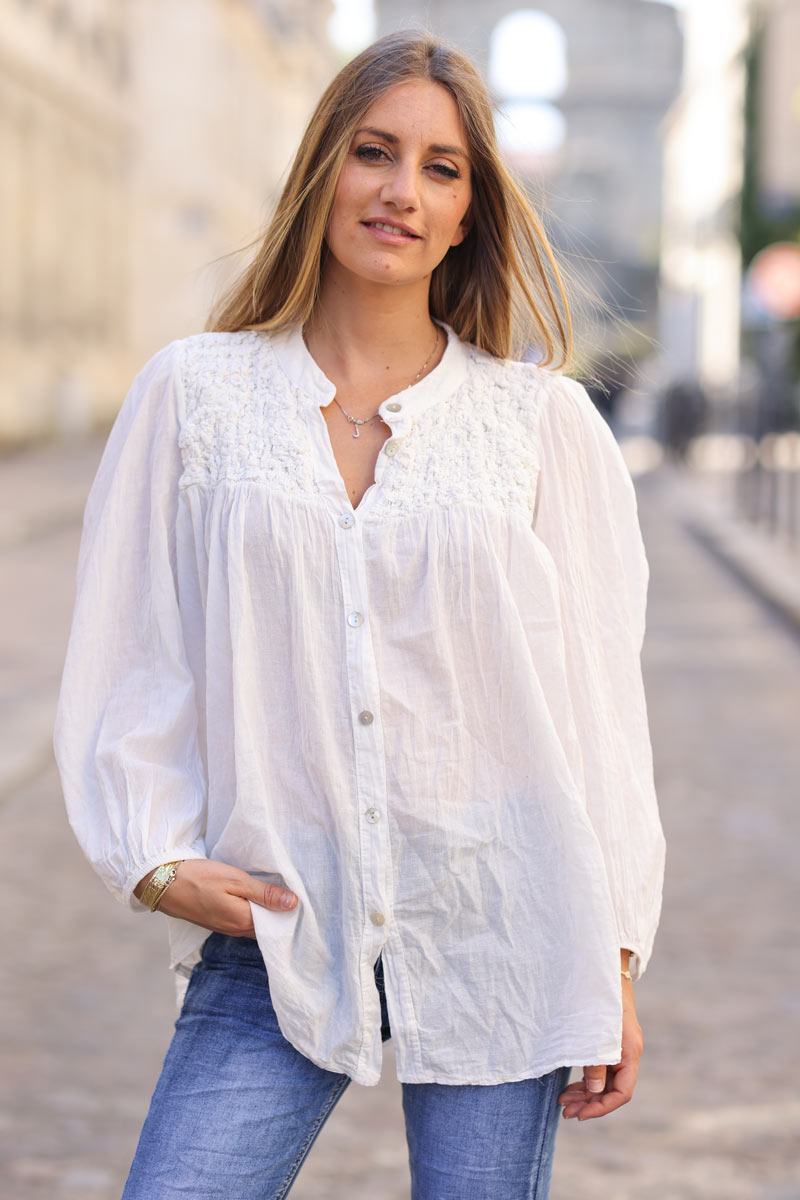 Chemise blanche legere col smocke relief effet froisse h248 (1)