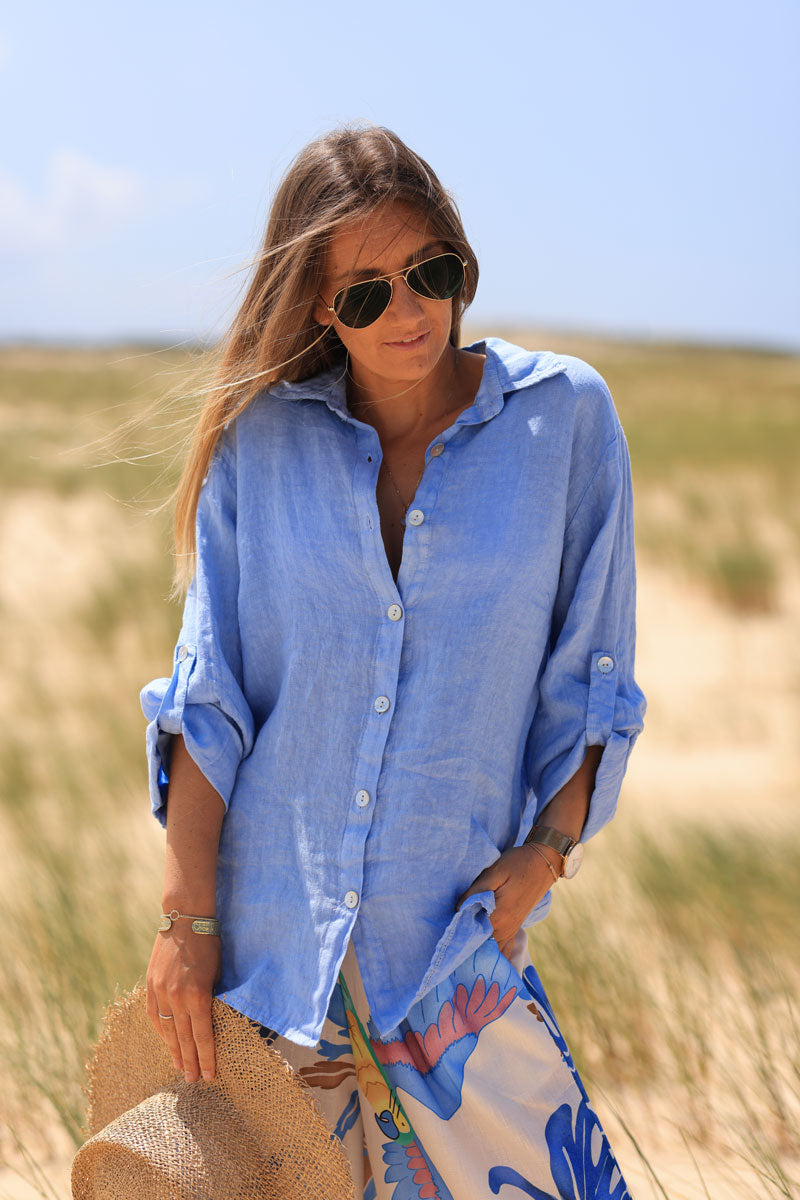 Camisa de lino azul cielo con botones nacarados