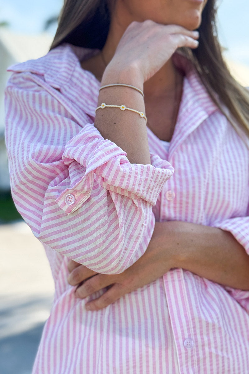 Chemise en coton léger seersuckers effet gaufré à rayures verticales rose pâle