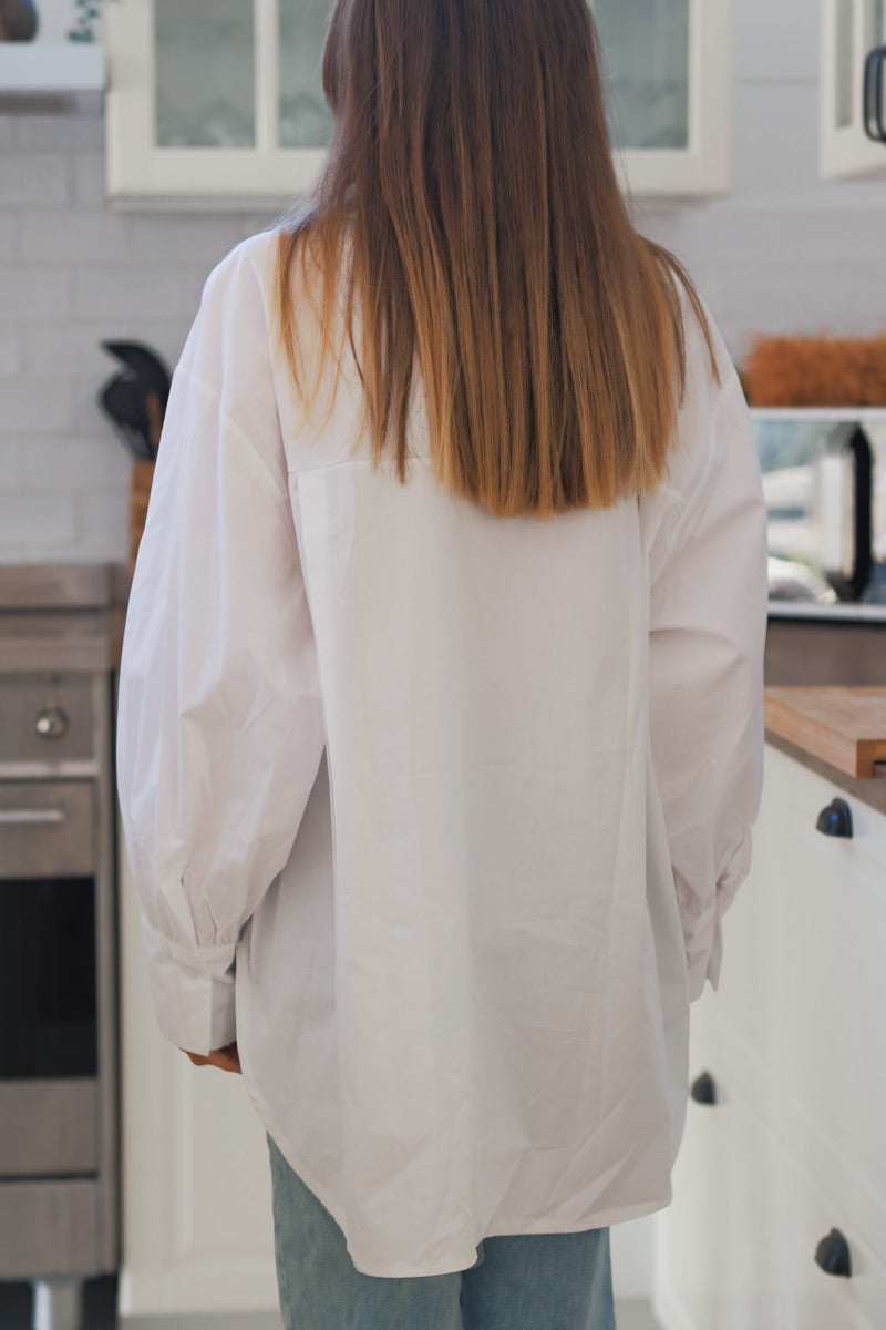 Chemise oversize blanche en coton broderie palmiers en bouclettes et sequins