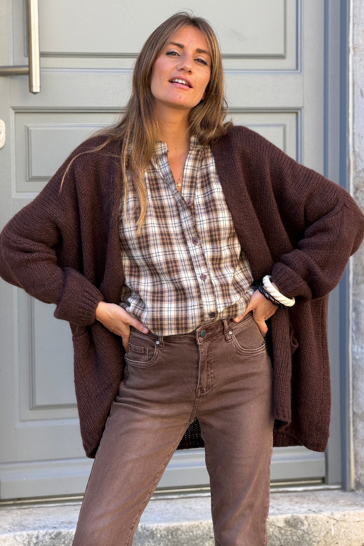 Gilet marron chocolat col enveloppant avec poches