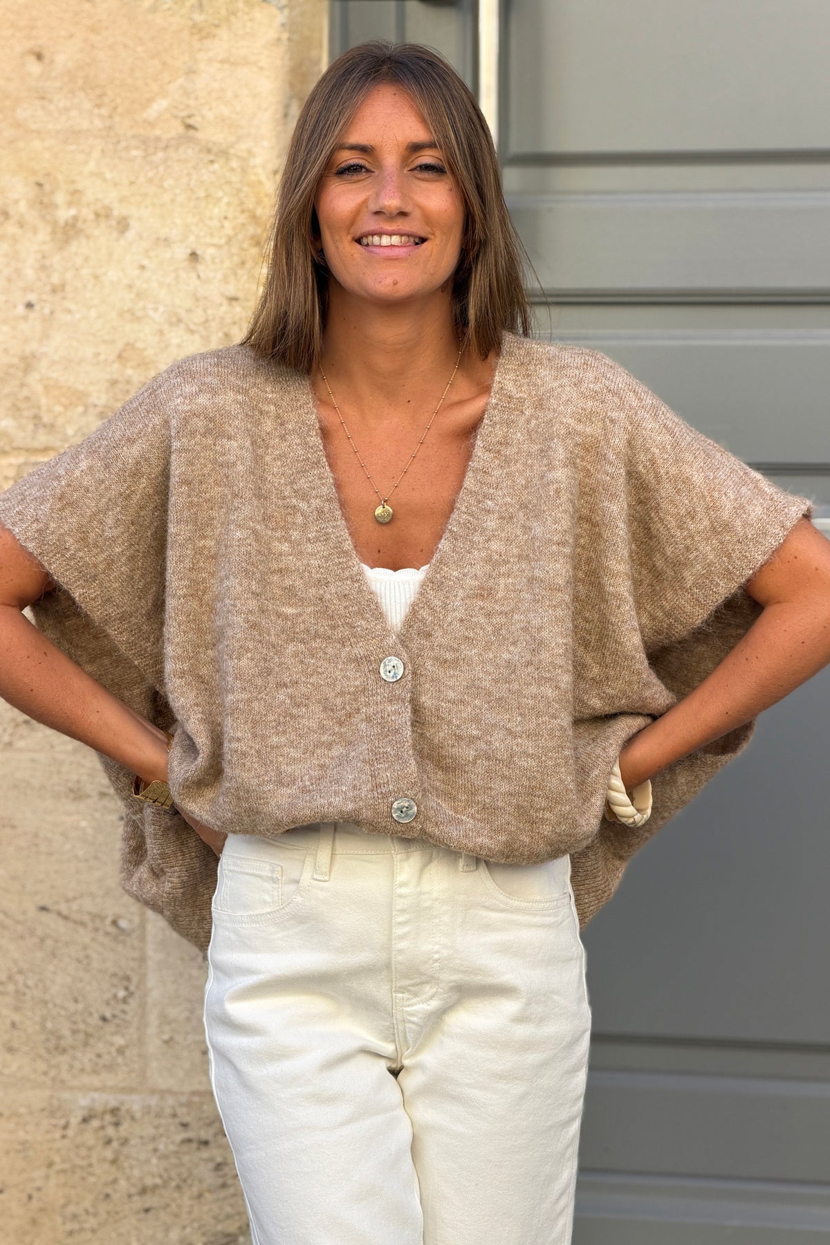 Gilet sans manches camel clair coupe loose en maille chinée boutons nacrés