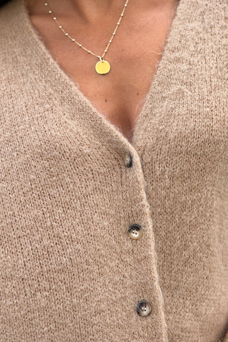 Gilet sans manches camel en maille moelleuse kid mohair boutons écaille