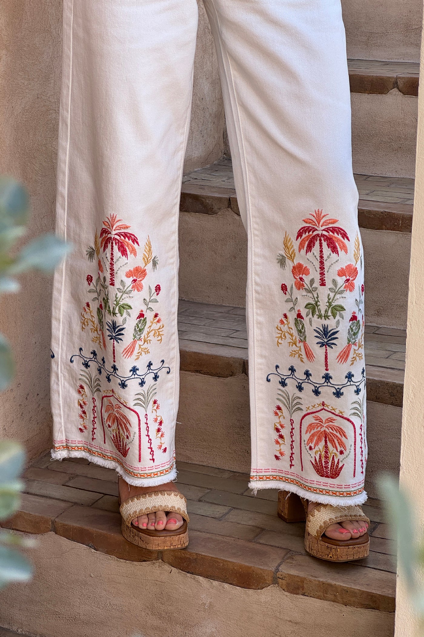 White Denim Tropical Border Embroidery Wide-Leg Jeans