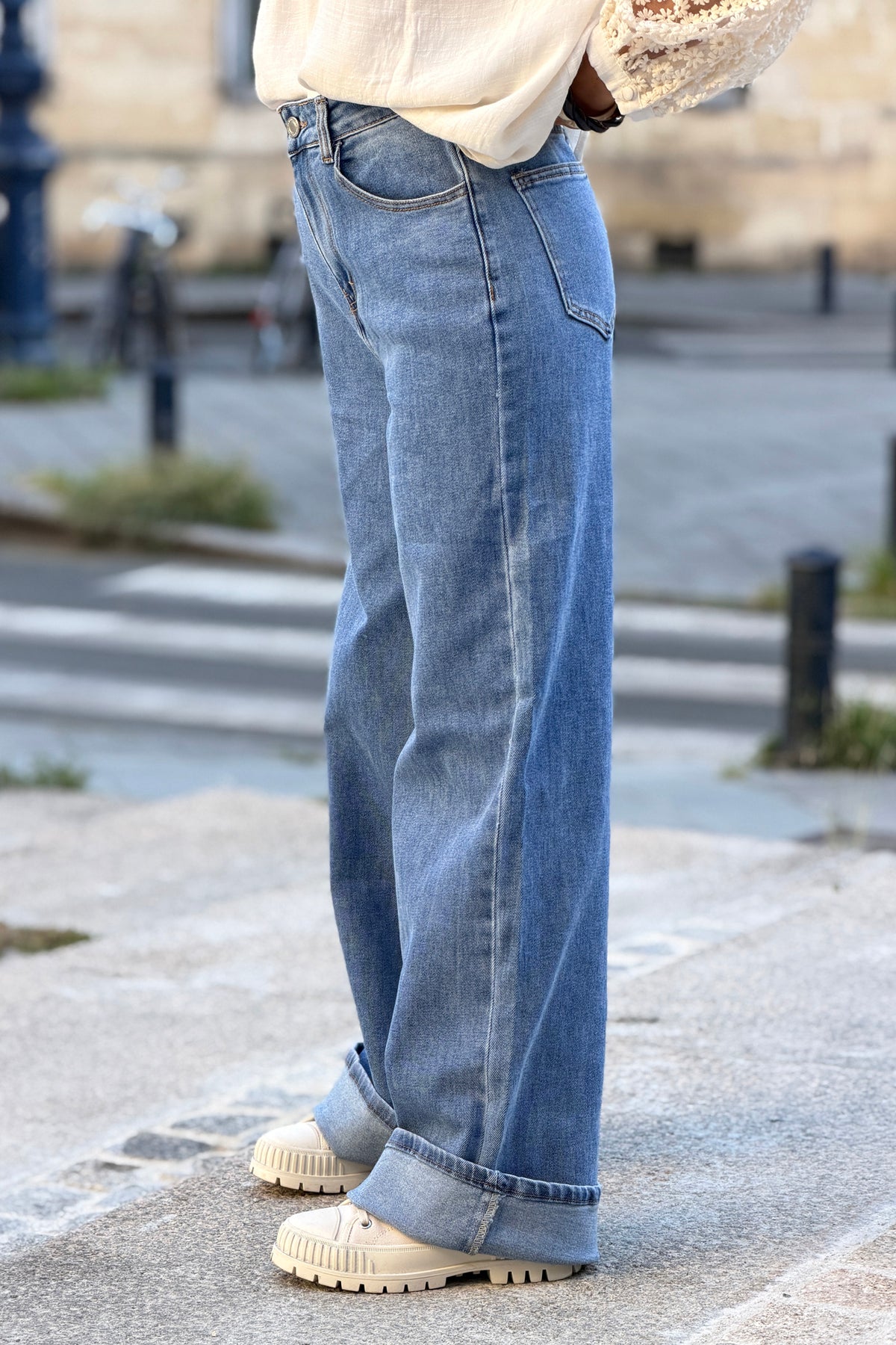 Chambray Retro Wide-Leg Jeans