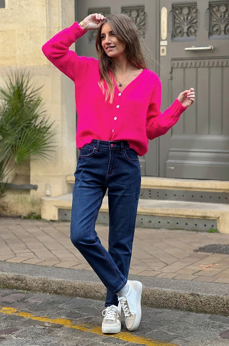 Jean fonce délave détail coutures rose fuchsia coupe slim