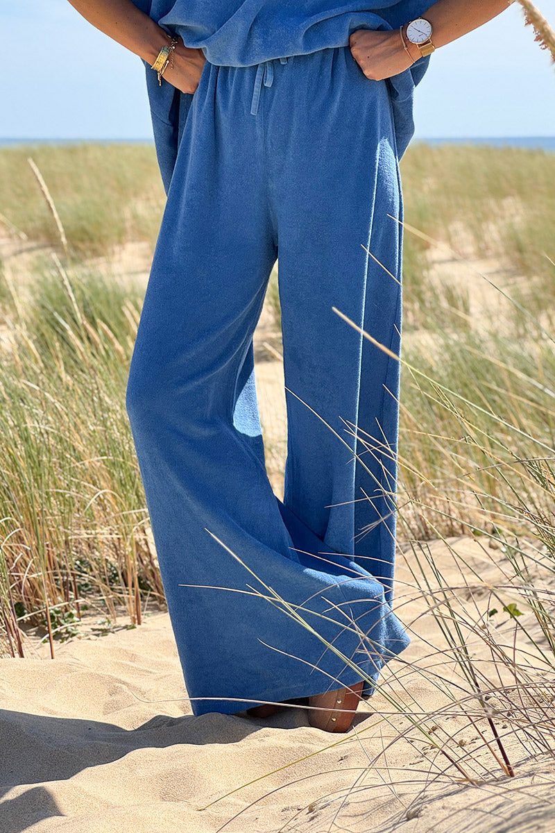 Pantalon large wide leg bleu roi et confort en éponge ceinture élastique
