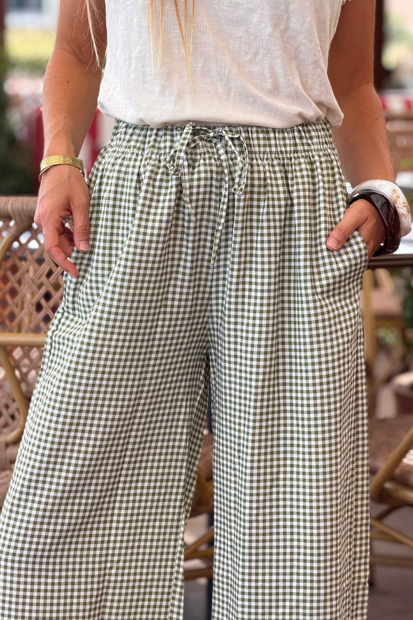 Pantalon souple et large motif carreaux vichy kaki taille élastique