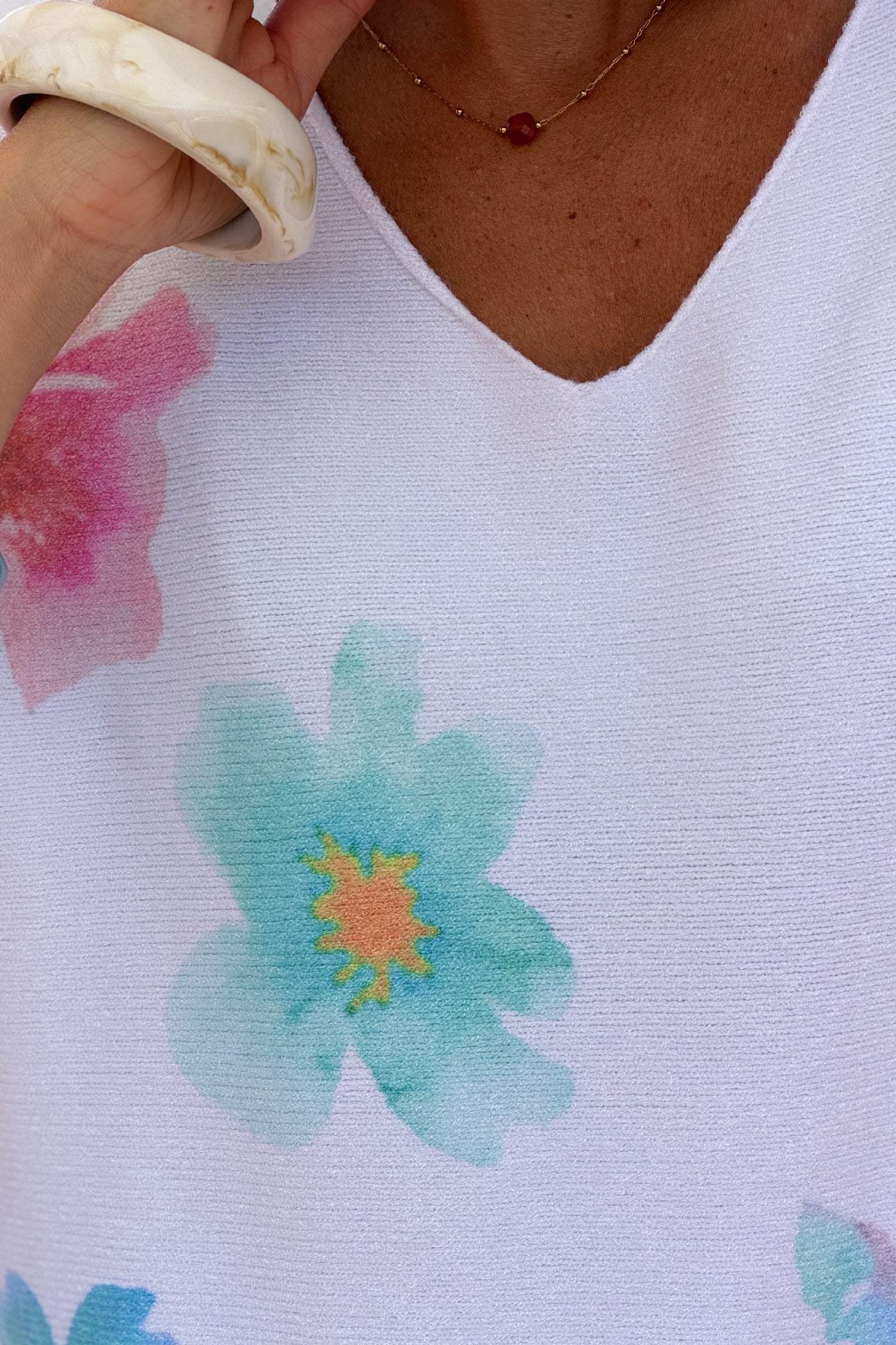 Blue Hibiscus Knit V-Neck Top