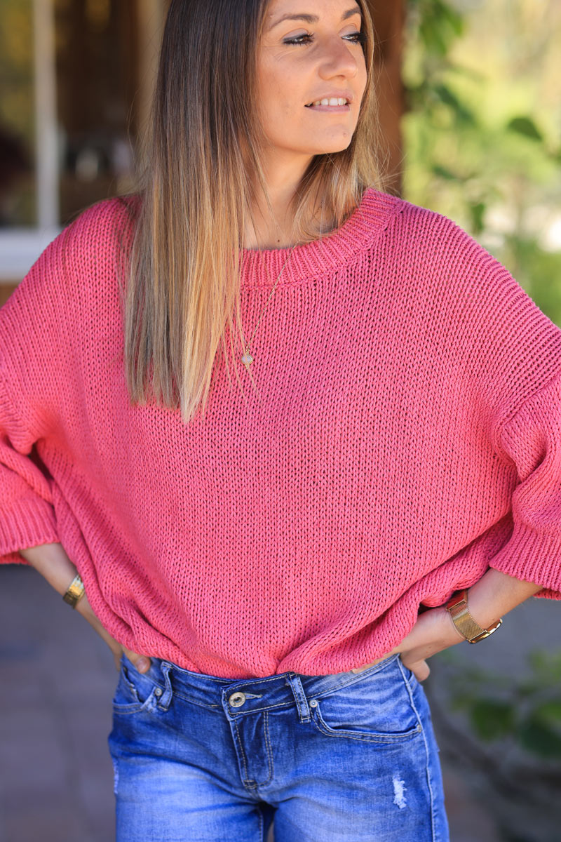 Pull en grosse maille coton fuchsia manches chauve souris et col rond