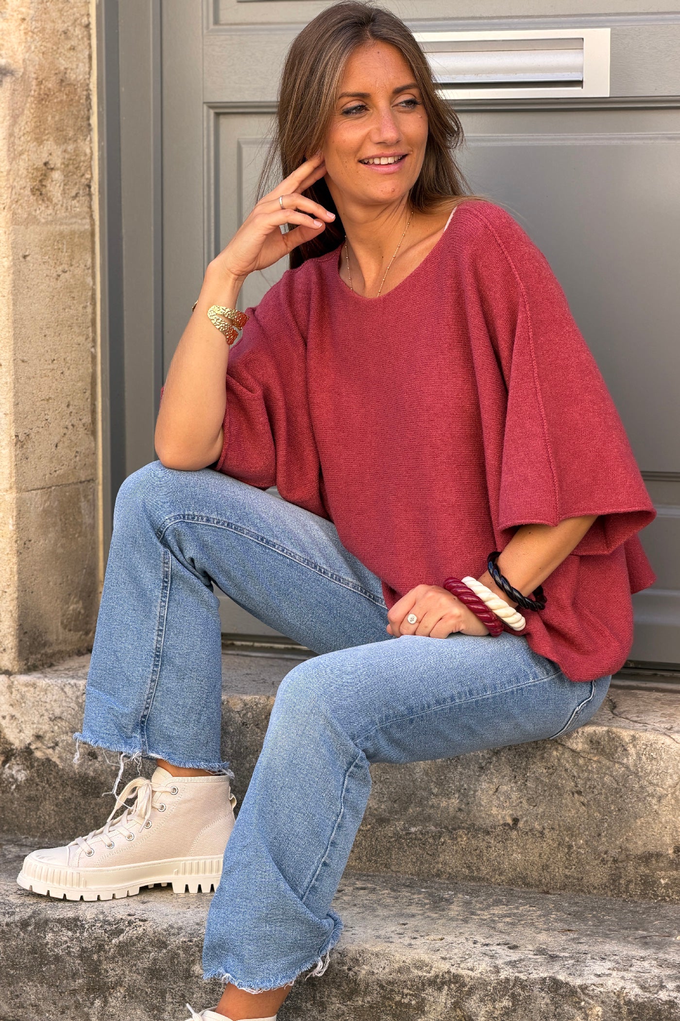 Pull moelleux et doux bois de rose à manches chauve-souris col rond