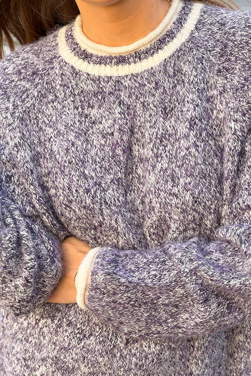 Pull tout doux et moelleux chiné violet détails écru