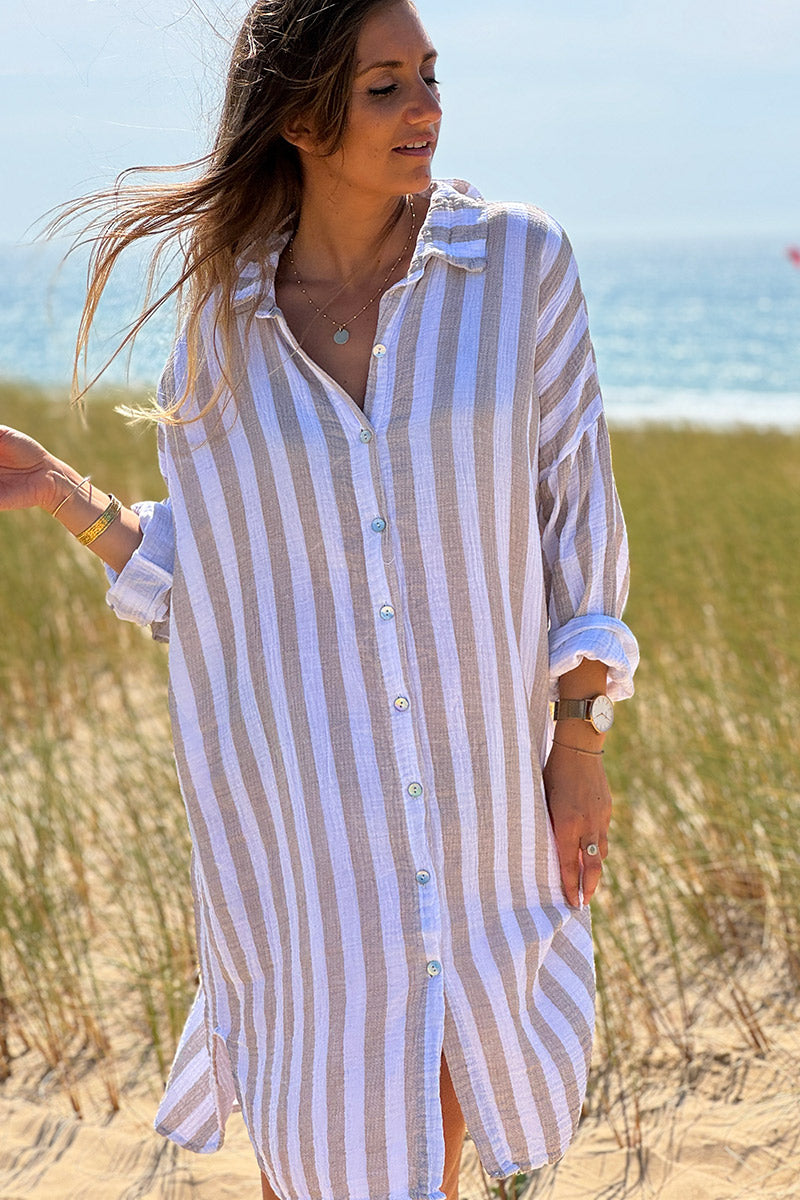 Robe chemise blanche en gaze de coton rayures beige