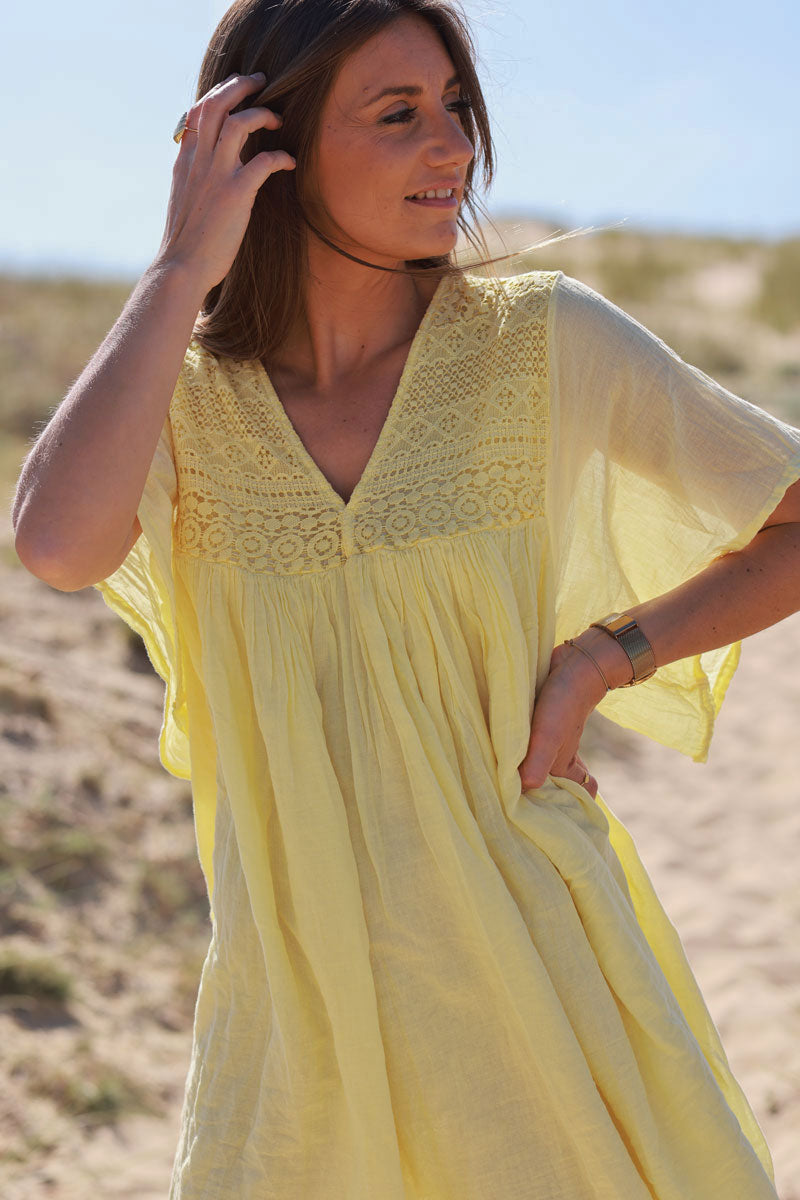 Robe jaune pâle légère voile de coton haut dentelle