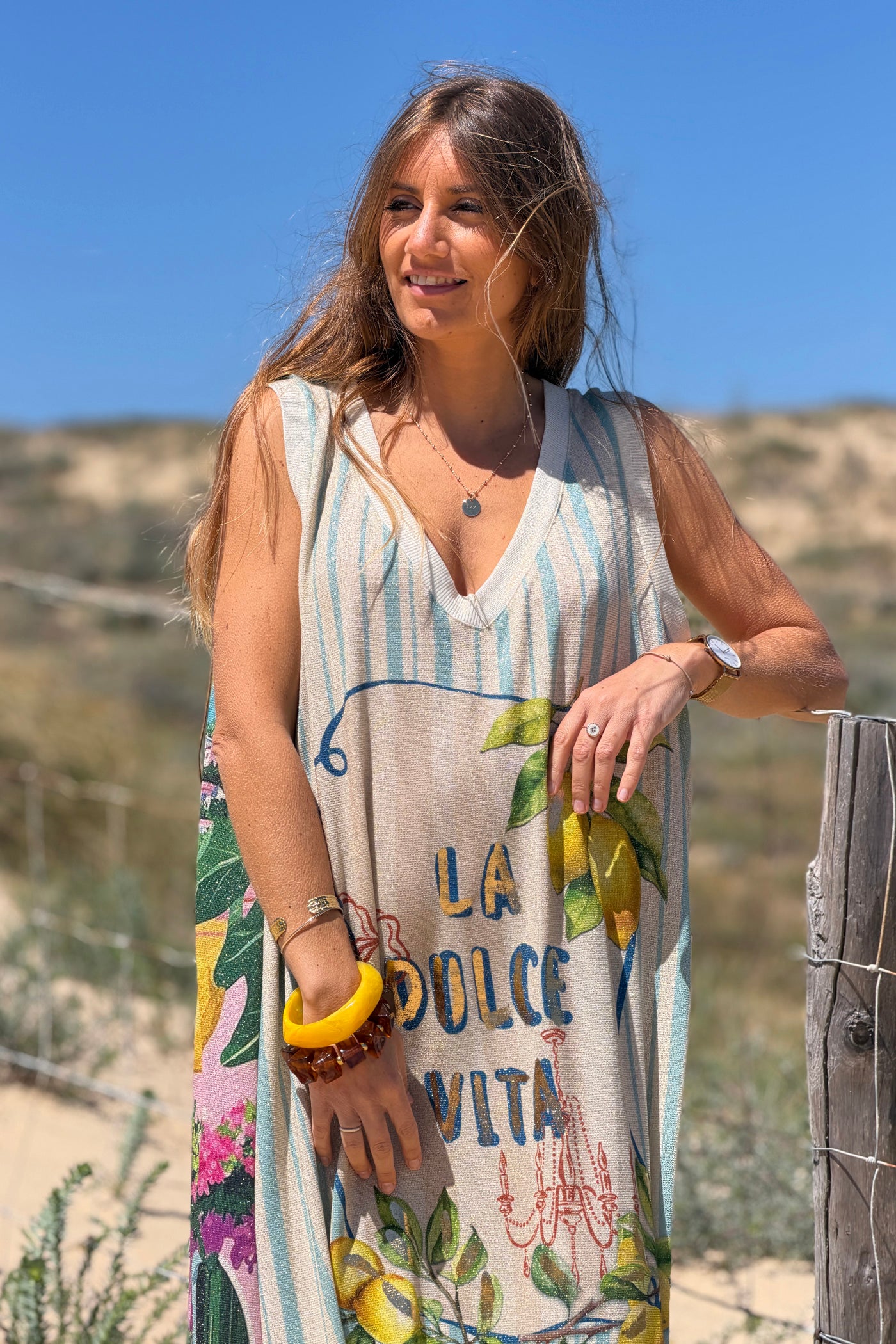Robe débardeur brillante lurex beige imprime rayures bleues Dolce Vita et citron