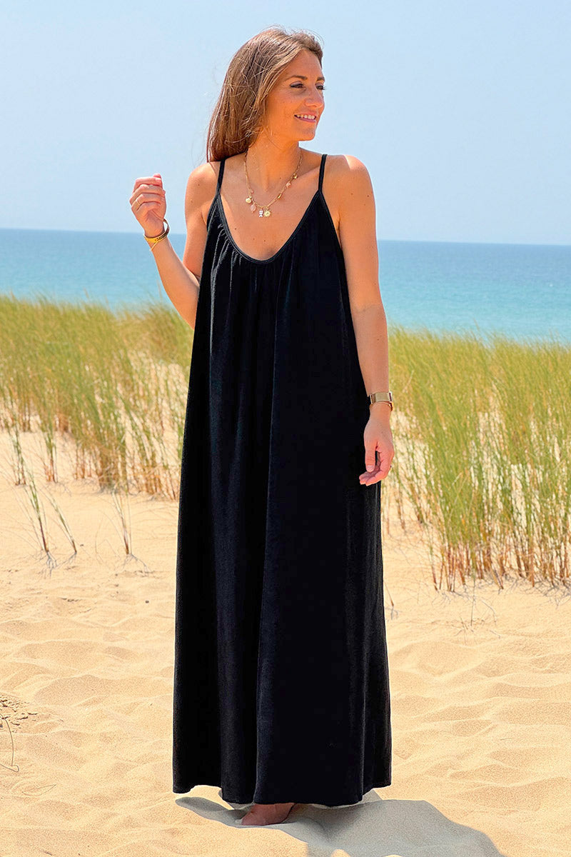 Robe longue en éponge noire à bretelles