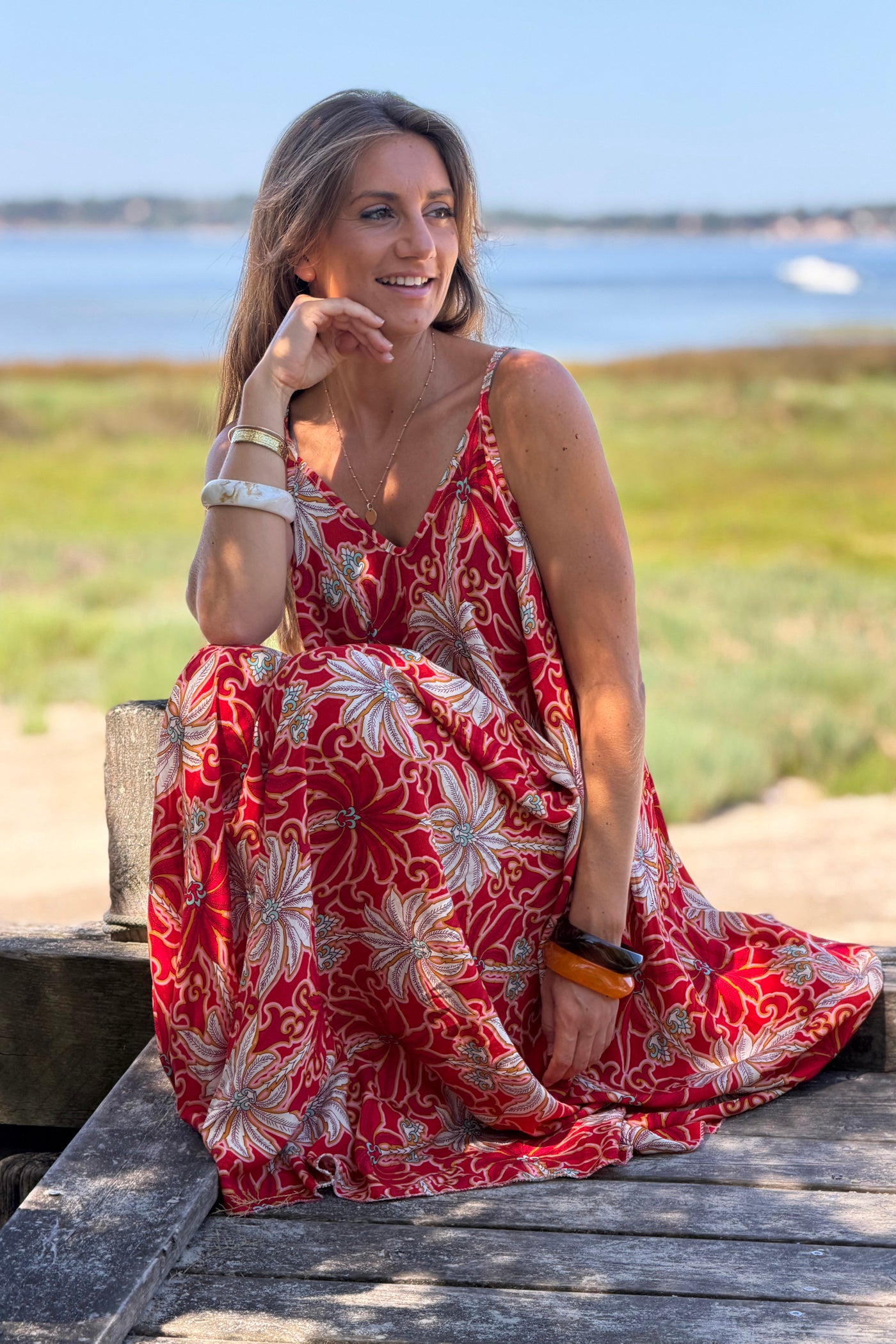Robe longue fluide à bretelles imprimé palmiers rouge et blanc