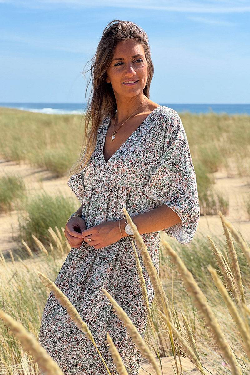 Robe longue fluide col V manches courtes imprimé liberty vert sauge