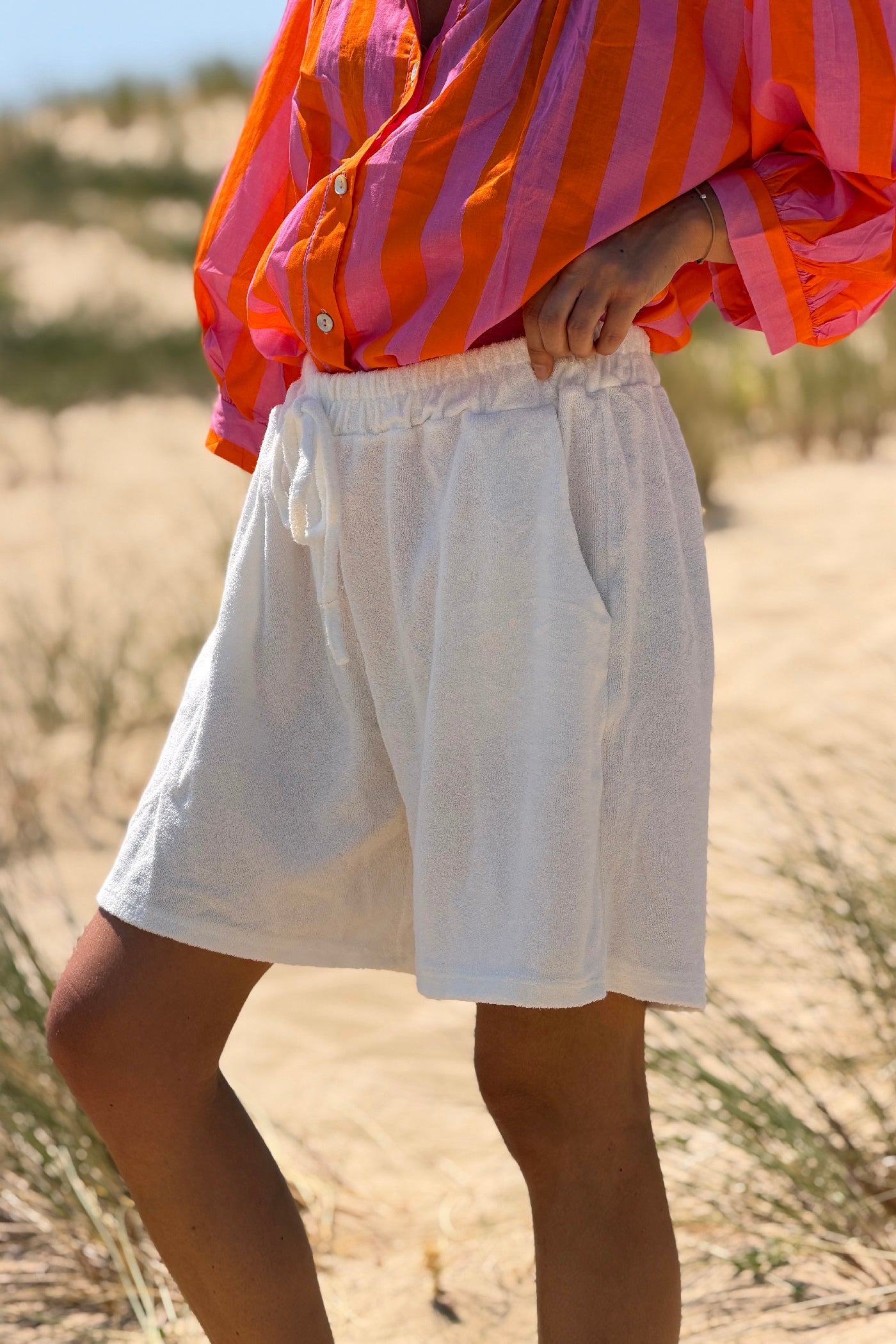 Short en éponge blanc fluide taille élastique