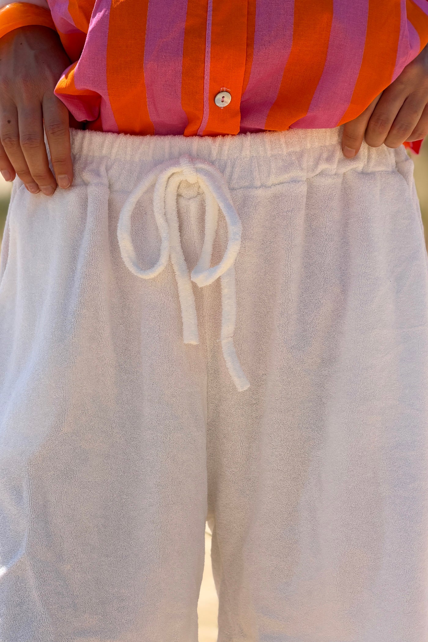 Short en éponge blanc fluide taille élastique