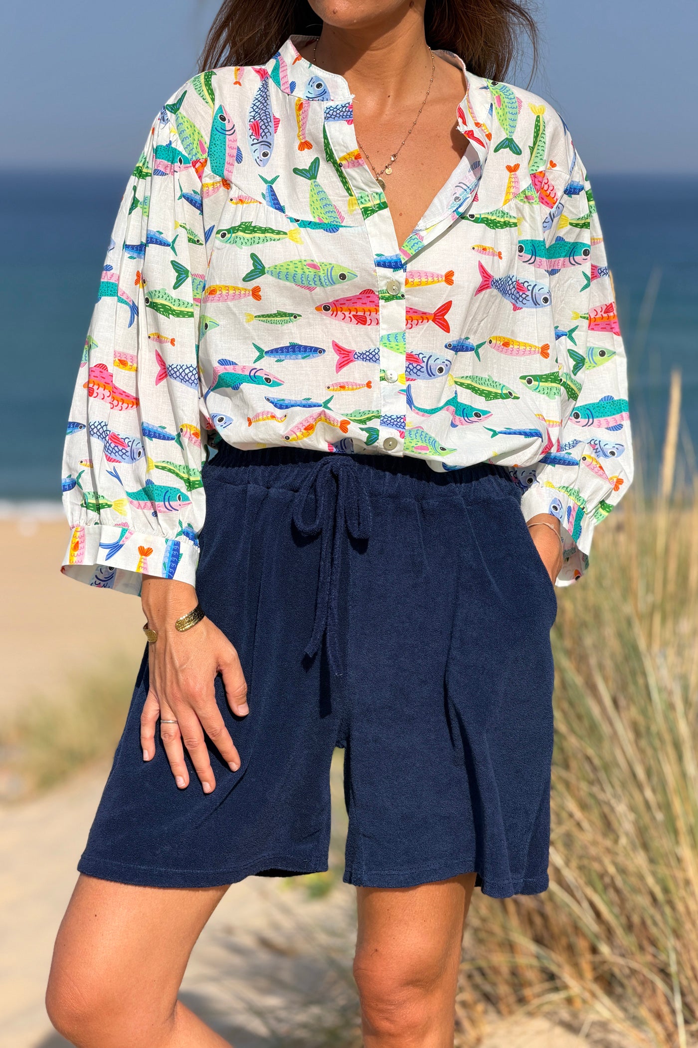 Short en éponge bleu marine fluide taille élastique