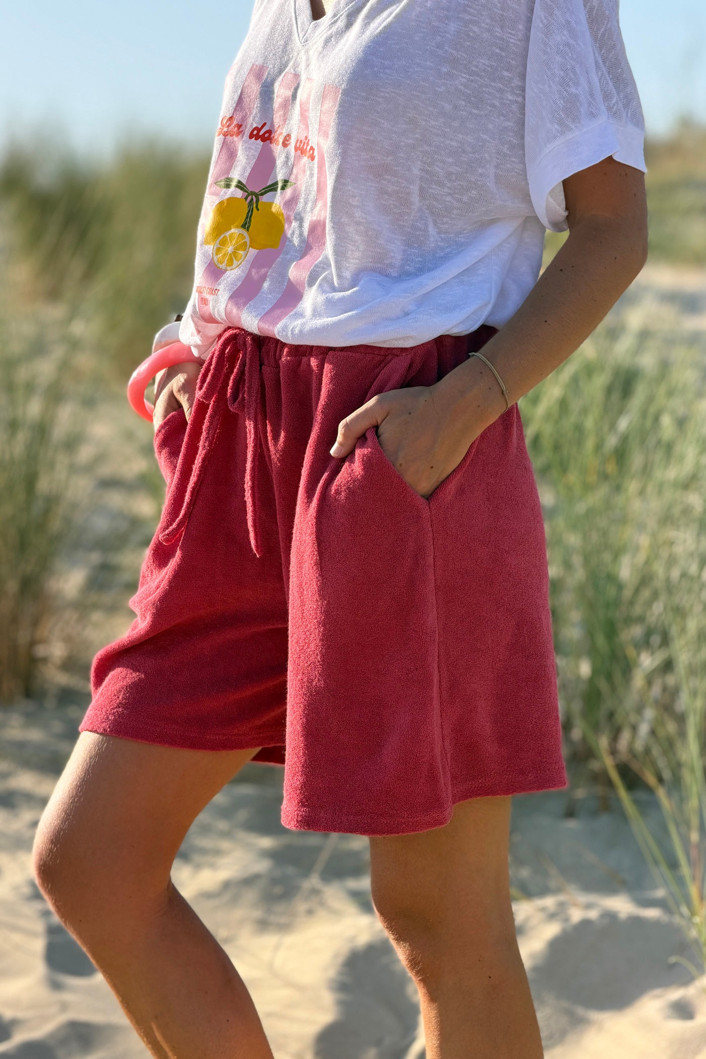 Short en éponge framboise fluide taille élastique