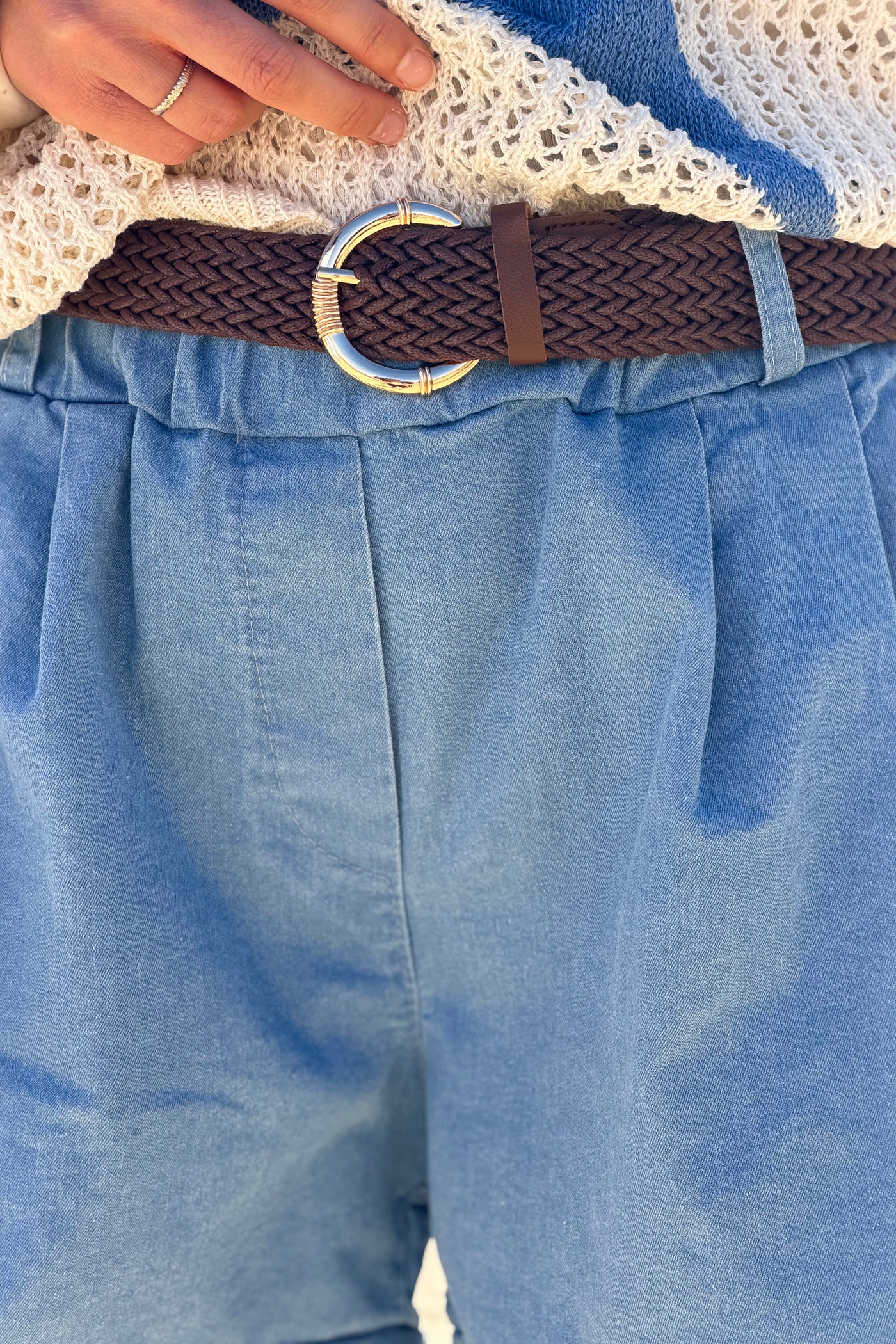 Short fluide effet denim tencel grande poches et ceinture simili tressé
