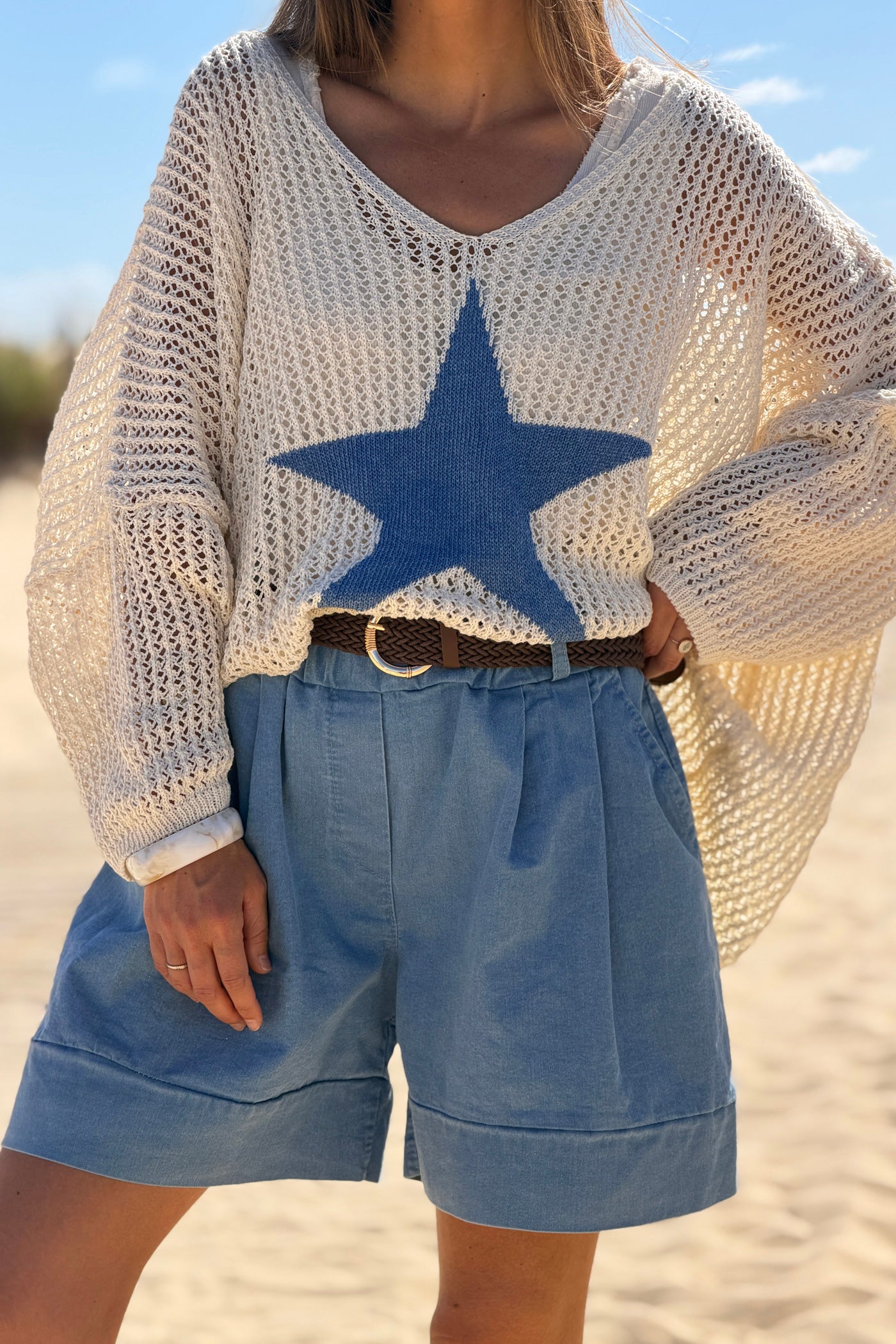 Short fluide effet denim tencel grande poches et ceinture simili tressé