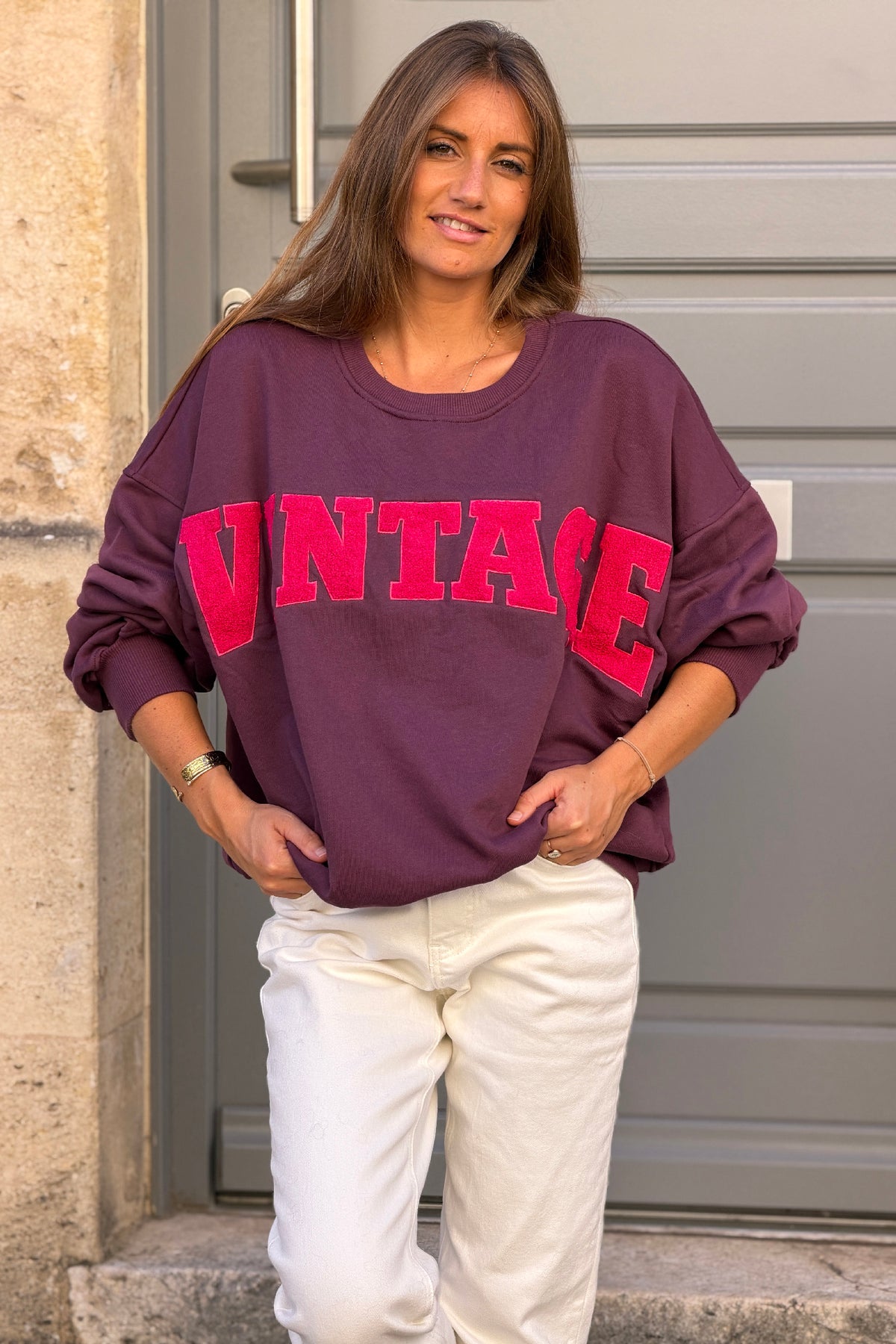 Sweat loose coupe années 90 aubergine logo Vintage fuchsia