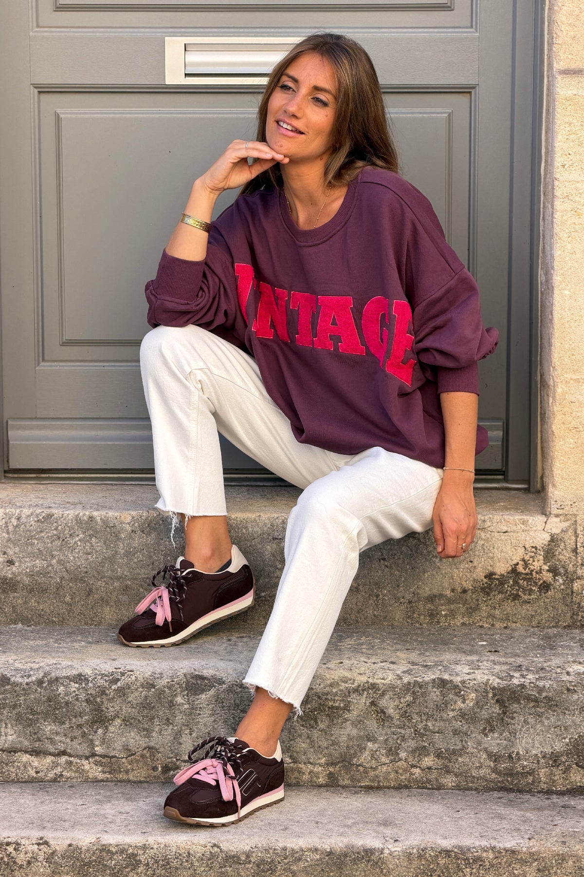 Sweat loose coupe années 90 aubergine logo Vintage fuchsia