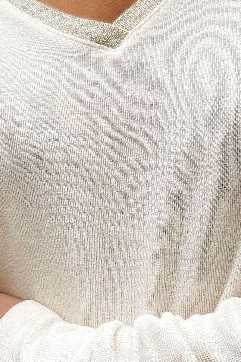 Top beige en jersey stretch col v brillant