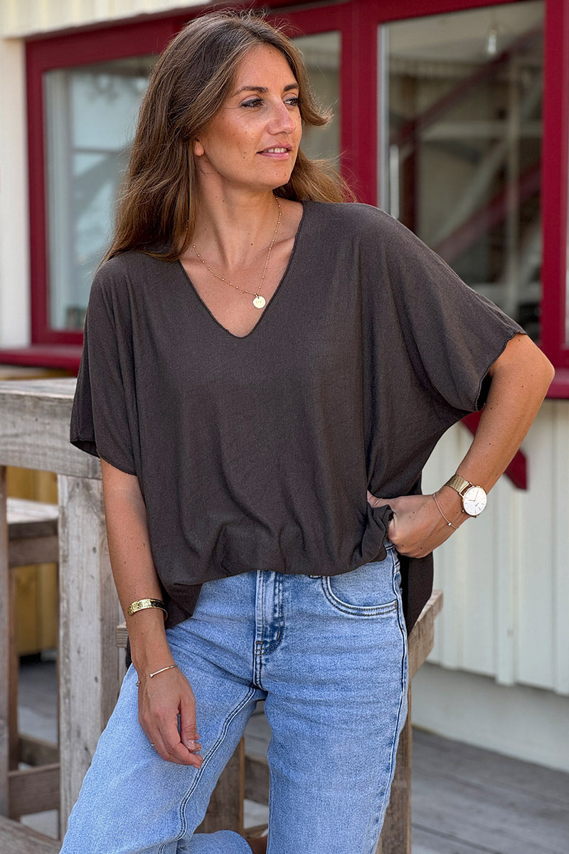 Top marron fluide confort et stretch col V