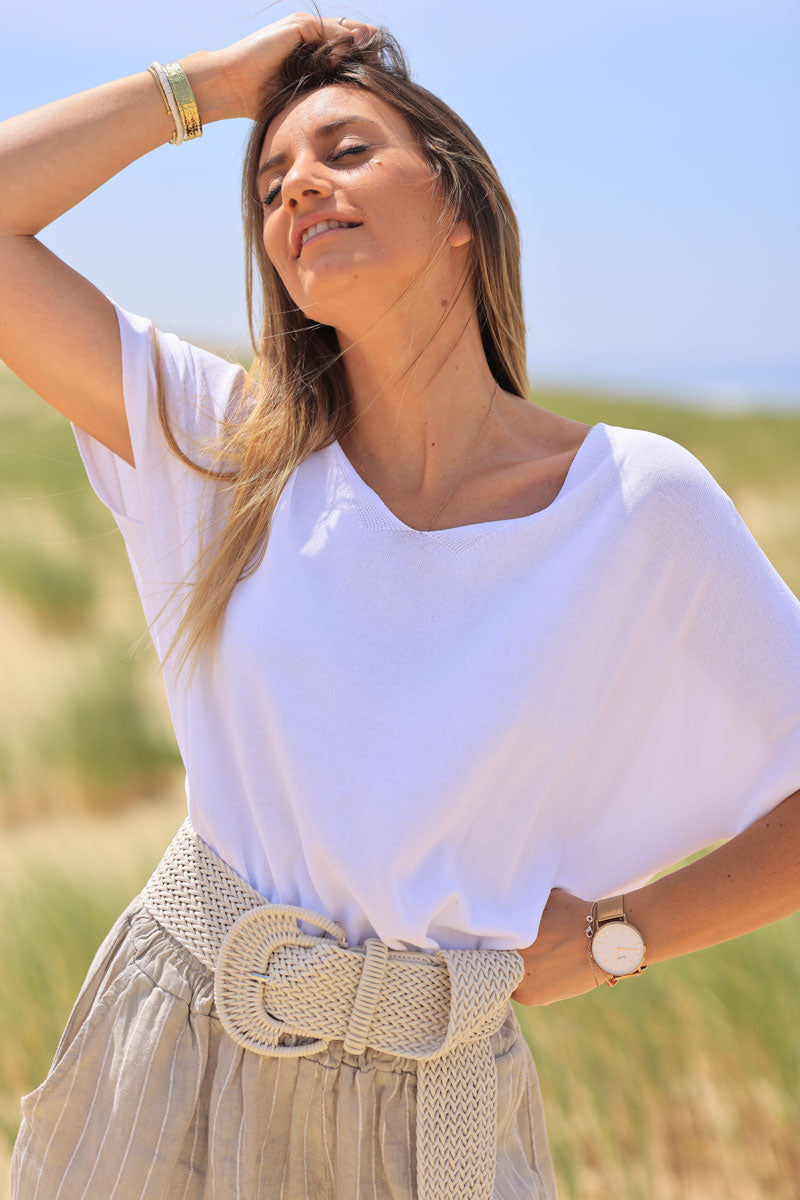White oversized fine knit t-shirt with short sleeves