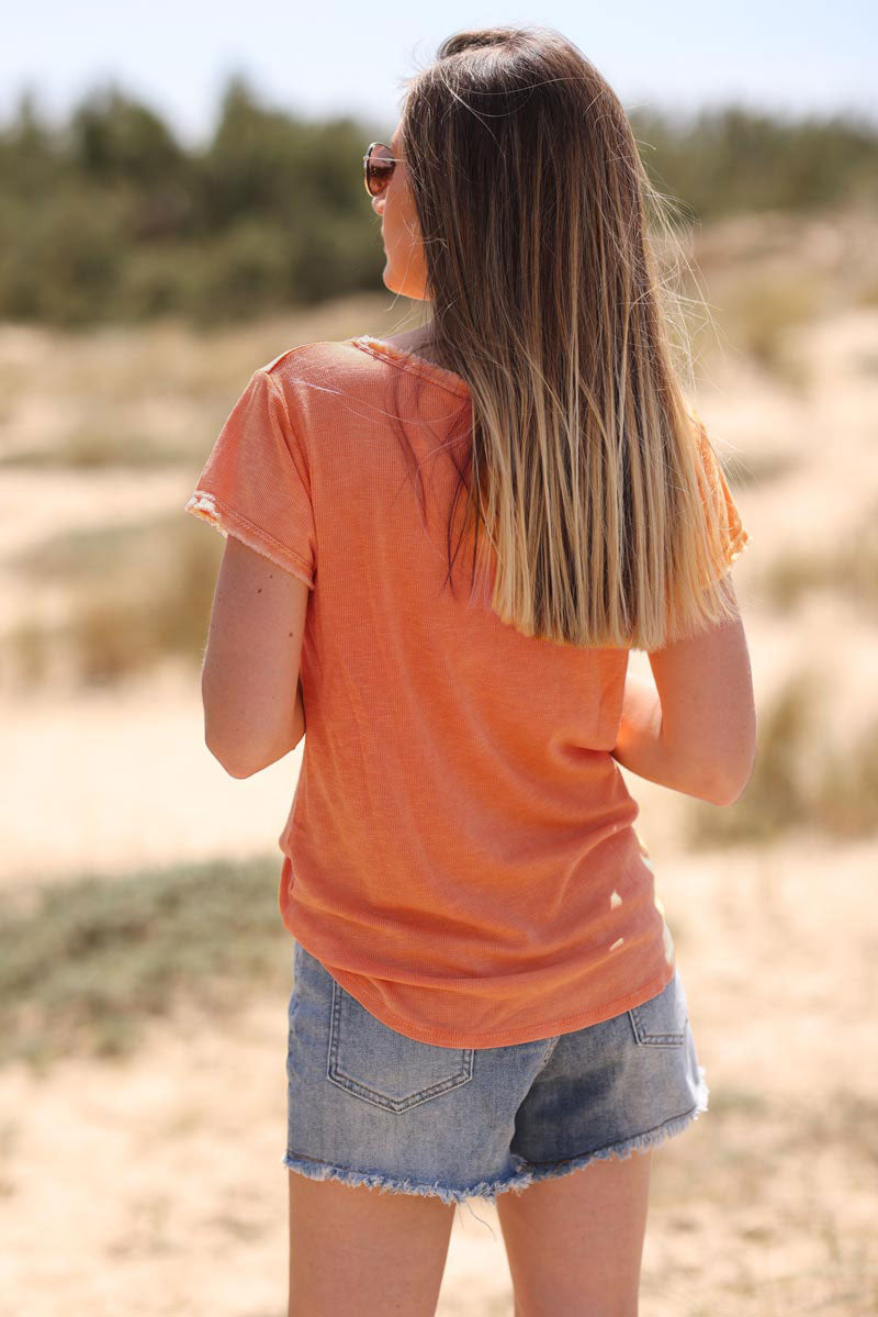 T-shirt coton stretch orange délavé finitions petites franges