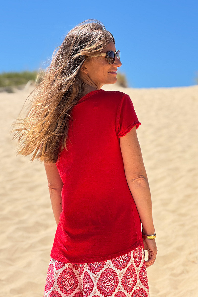 Tshirt coton stretch rouge finitions petites franges