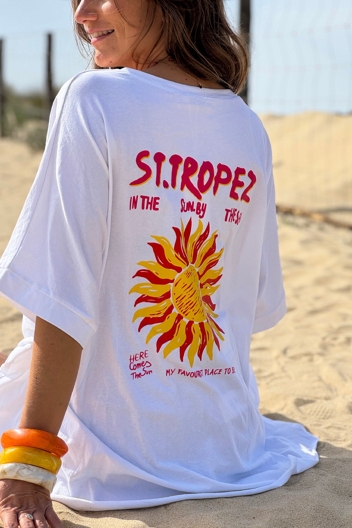 Tshirt loose oversize et stretch blanc motif Soleil St tropez