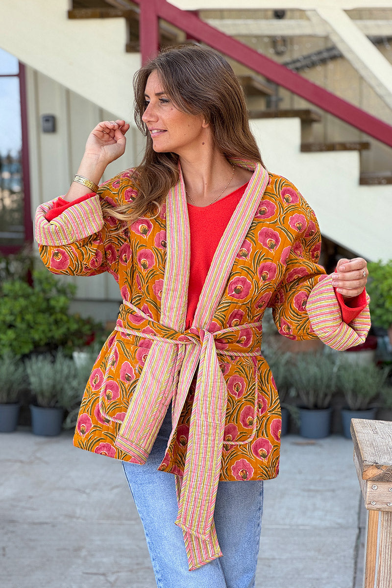 Veste en gaze de coton matelassé rouille imprimé coquelicots peints