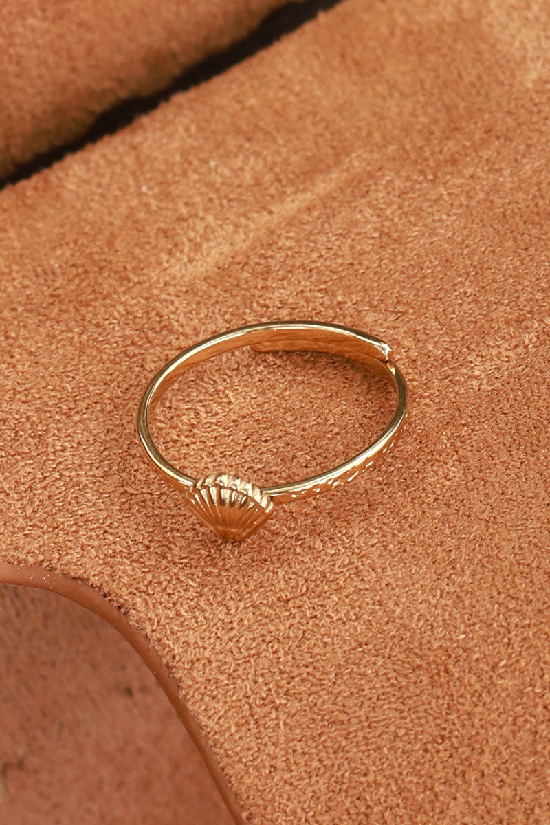 Goldtone Mini Scallop Shell Ring