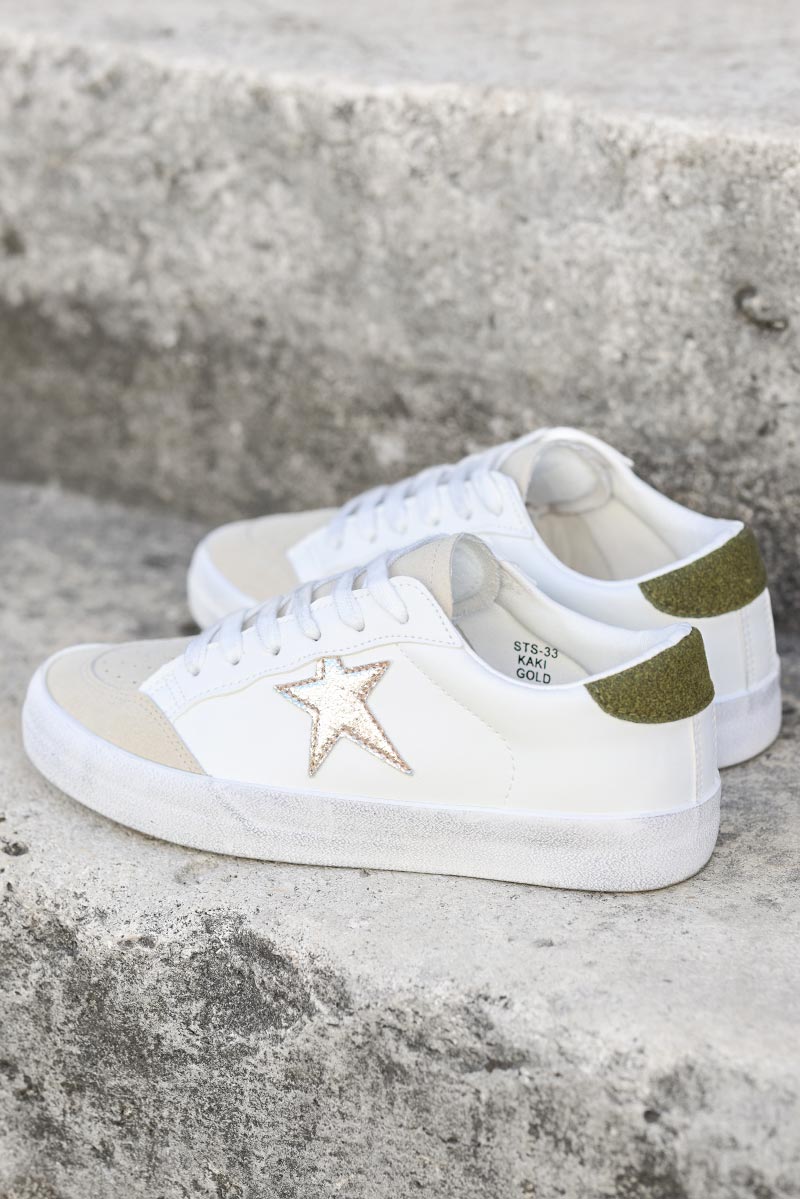 Baskets blanches semelles effet use étoile dorée sneakers femme tendance talon kaki E007