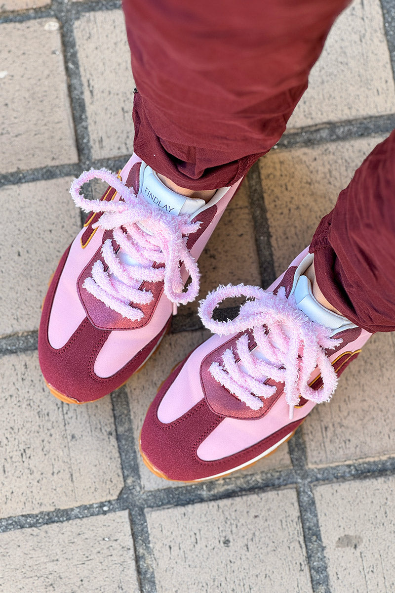 Burgundy/Pink Cozy Vintage Sneakers