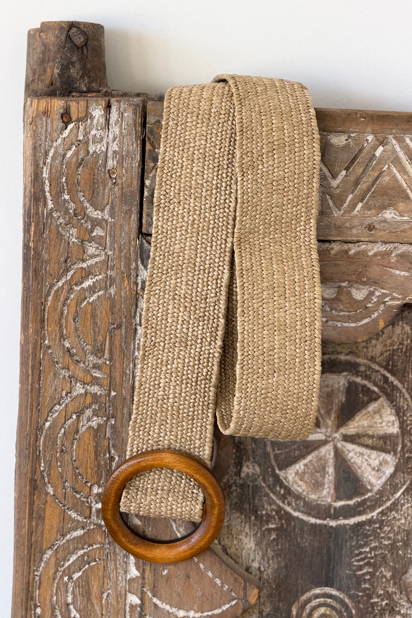 Beige Raffia Wood Buckle Wide Belt
