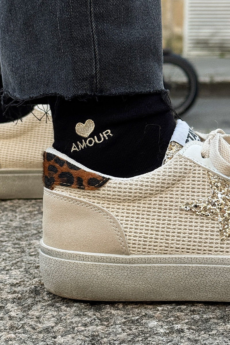 Chaussettes noires en coton avec broderie dorée cœur « Amour »