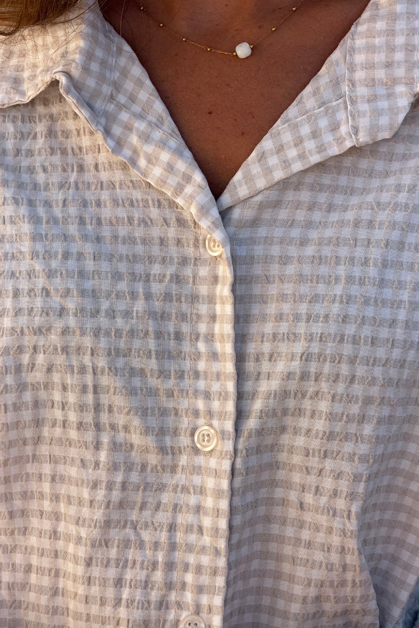 Chemise en seersucker large et stretch carreaux vichy beige