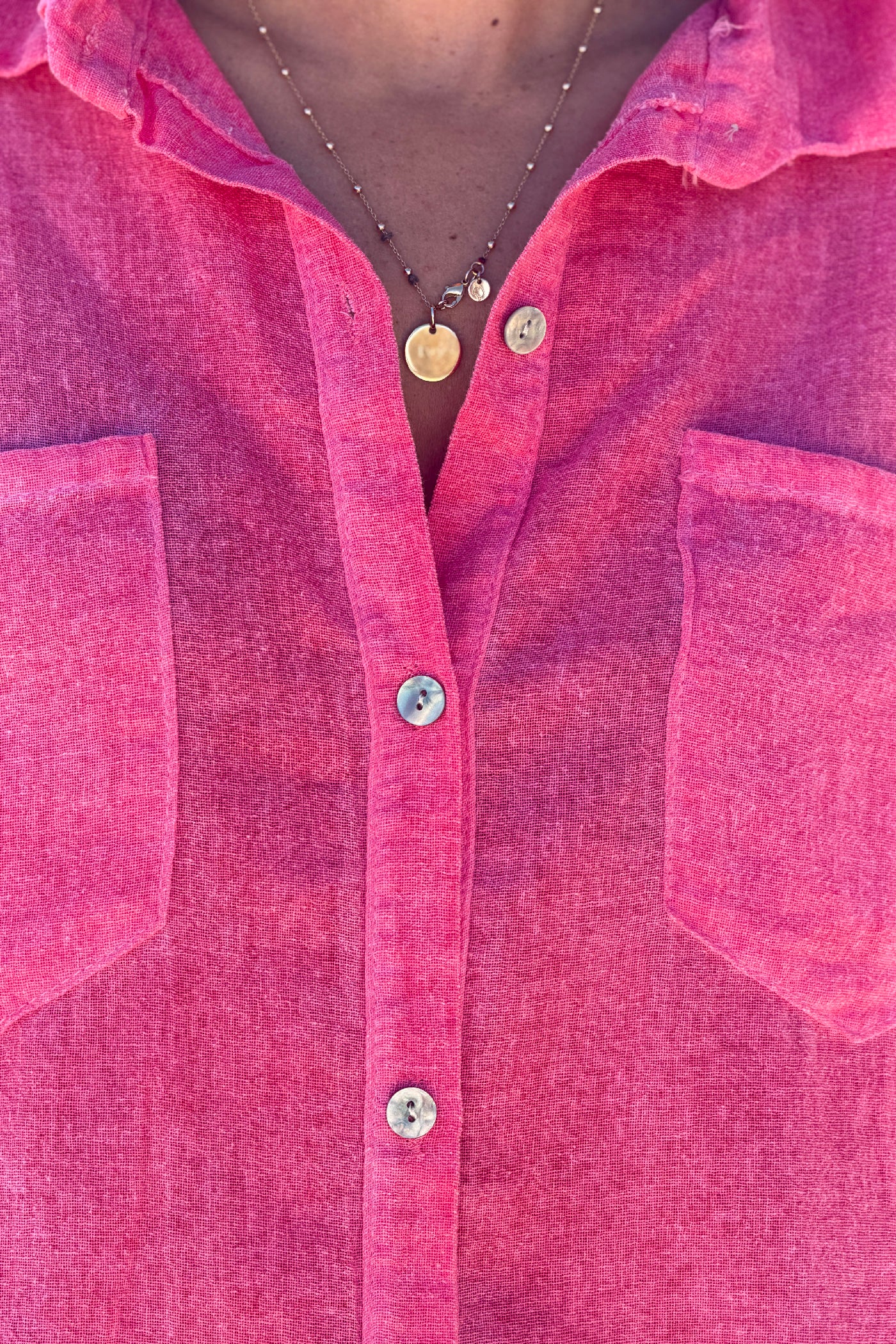 Chemise framboise délavé souple en coton manches 3/4 et grandes poches